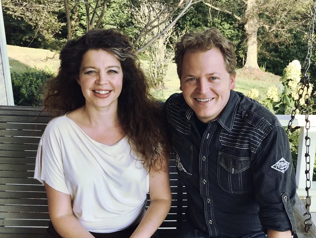 Jaimee and Leif Shires together outdoors.